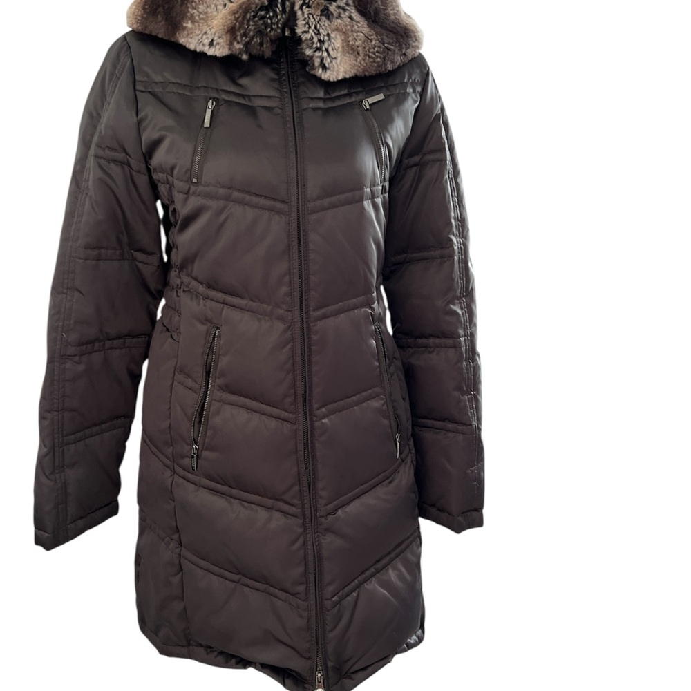 Women's Black Puffer Coat with Faux Fur Trim - Picture 2 of 5